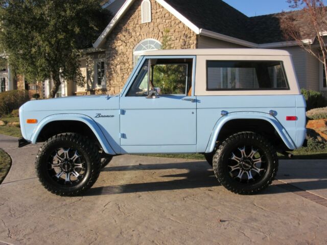 Ford Bronco 1975 image number 5