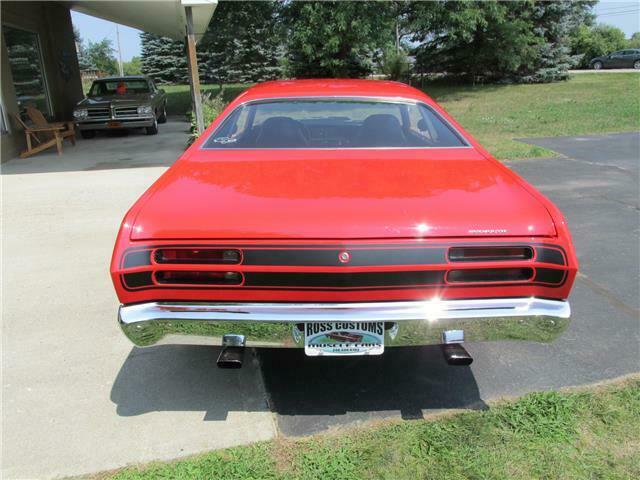 Plymouth Duster 1970 image number 17