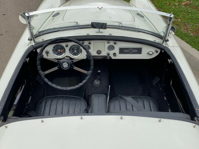 MG MGA 1960 image number 11