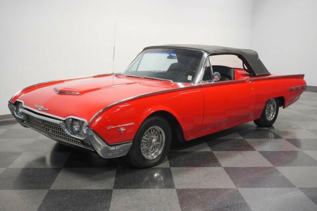 Ford Thunderbird 1962 image number 21