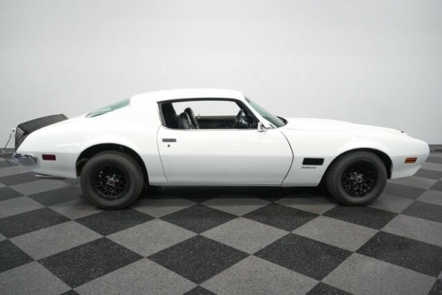 Pontiac Firebird 1971 image number 15