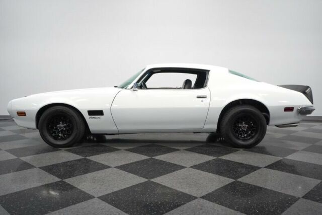 Pontiac Firebird 1971 image number 2