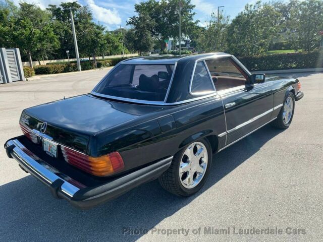 Mercedes-Benz 400-Series 1978 image number 15