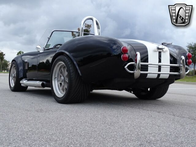 AC Cobra 1965 image number 45