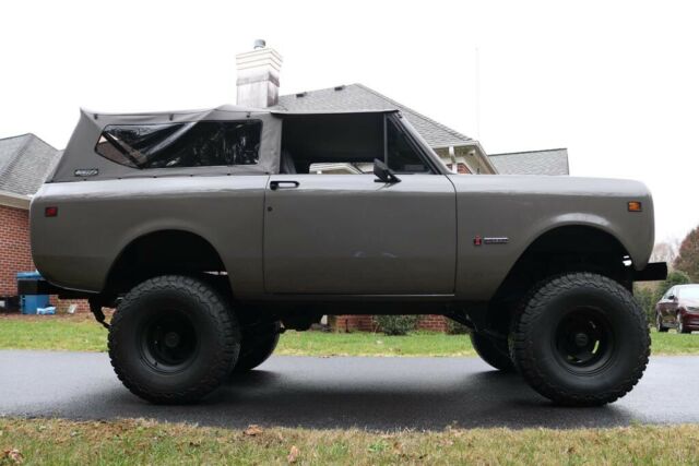 International Scout 1978 image number 1