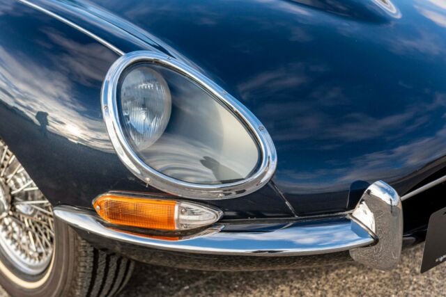 Jaguar E-Type 1964 image number 14