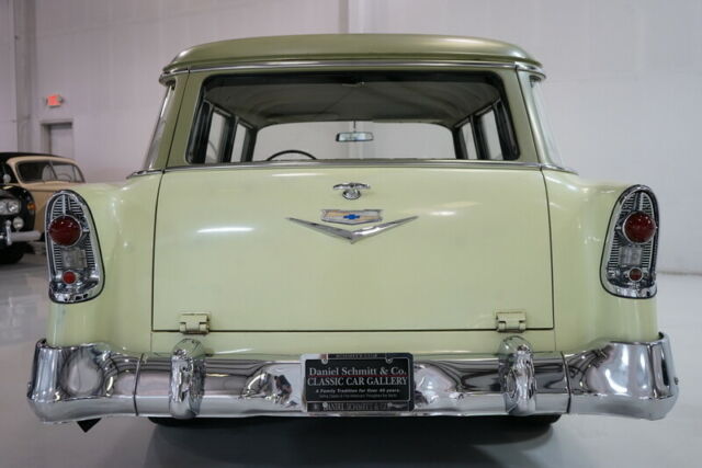 Chevrolet Townsman 1956 image number 28