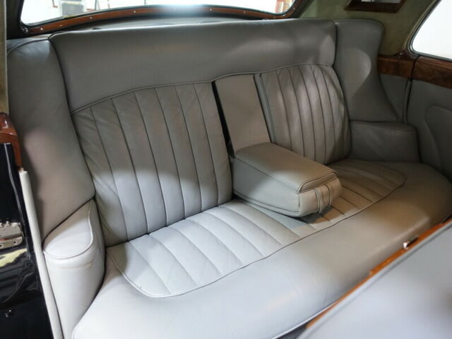 Rolls-Royce Silver Cloud III 1964 image number 19