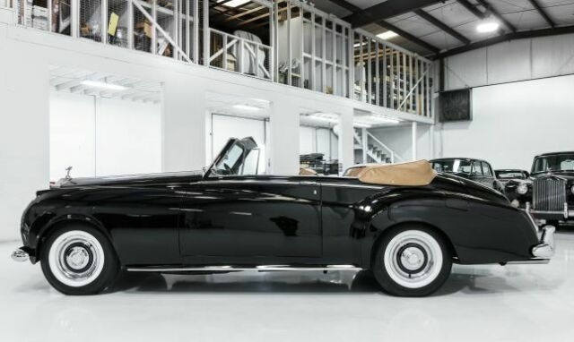 Rolls-Royce Silver Cloud 1961 image number 14