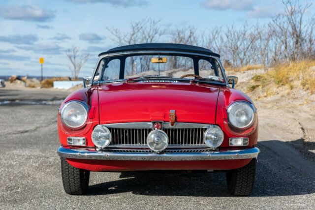 MG MGB 1966 image number 28