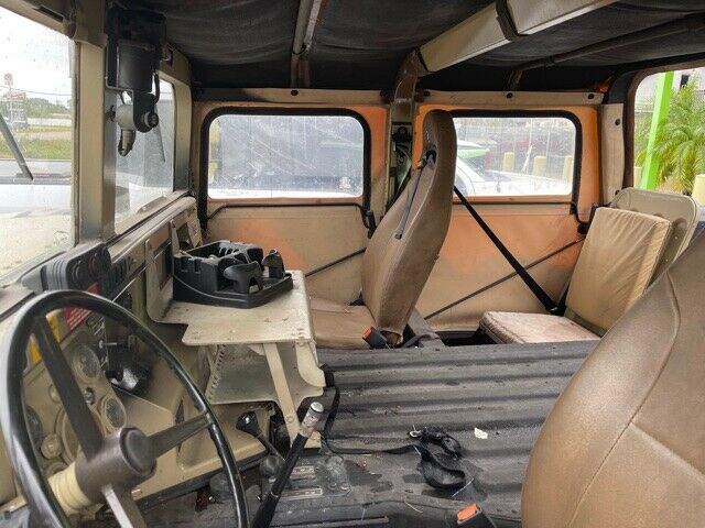 Hummer H1 M998 Humvee 1966 image number 23