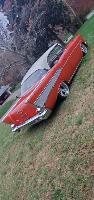 Chevrolet Bel Air/150/210 1957 image number 1