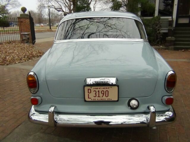 Volvo 122S 1966 image number 30