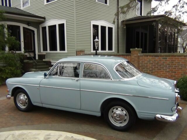 Volvo 122S 1966 image number 32