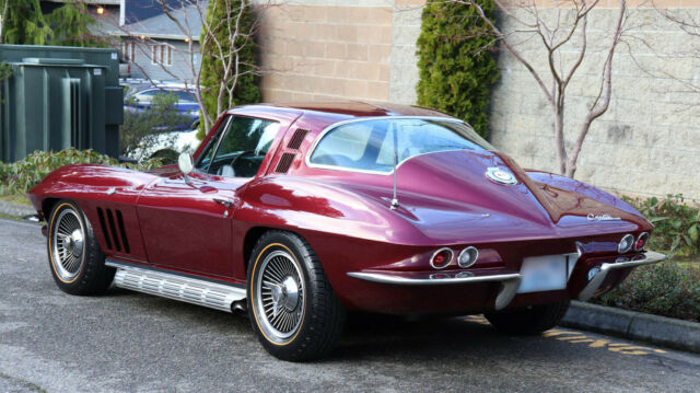 Chevrolet Corvette 1965 image number 28