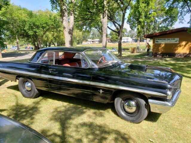 Pontiac Parisienne 1962 image number 0