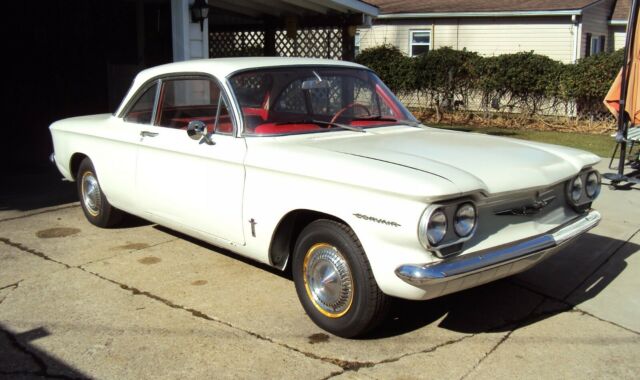 Chevrolet Corvair 1960 image number 1