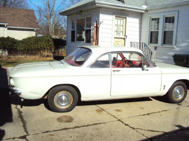 Chevrolet Corvair 1960 image number 2