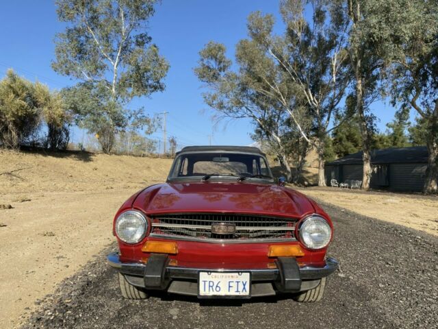 Triumph TR-6 1974 image number 2