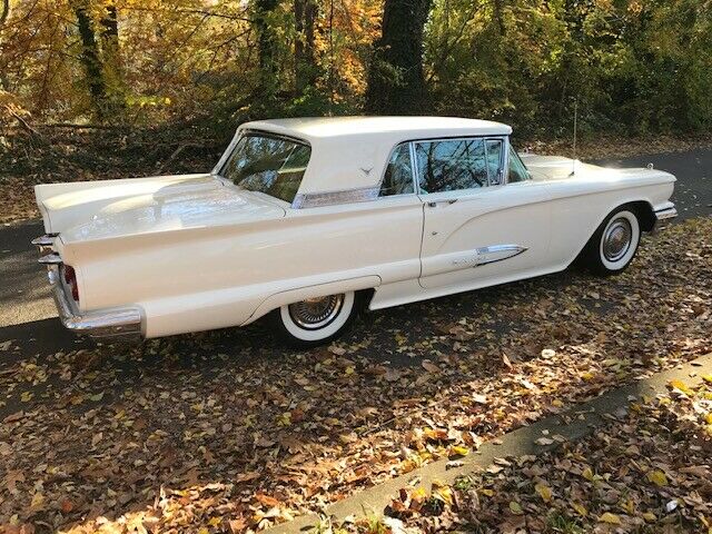 Ford Thunderbird 1959 image number 28