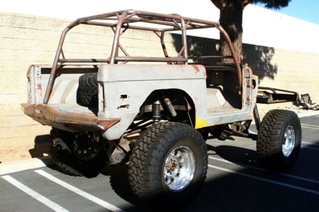 Ford Bronco 1970 image number 2