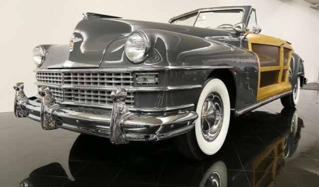 Chrysler Town & Country 1948 image number 35