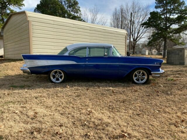 Chevrolet Bel Air/150/210 1957 image number 10