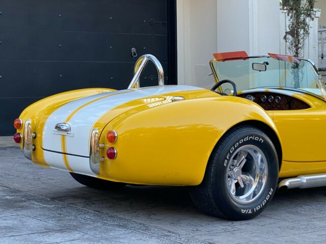 Shelby Cobra 1966 image number 2