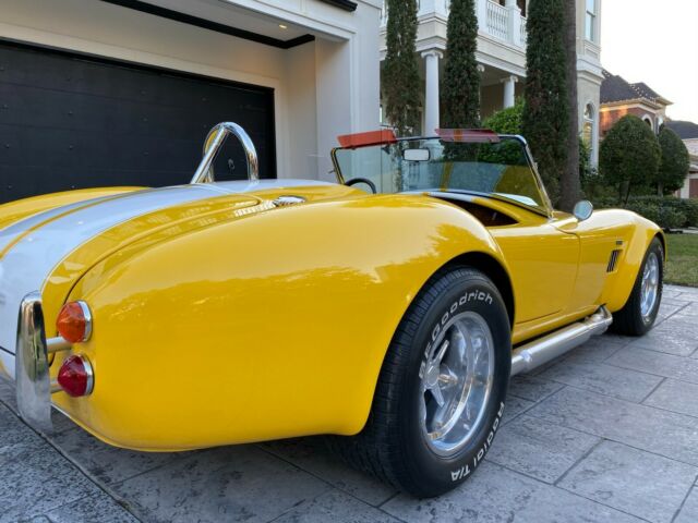 Shelby Cobra 1966 image number 26