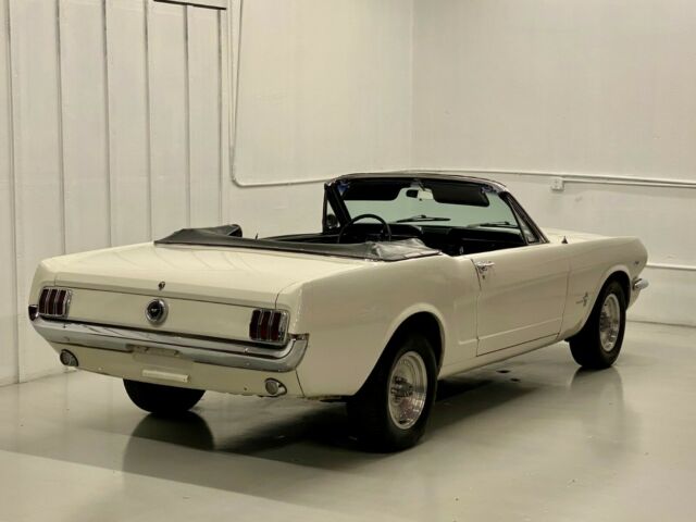 Ford Mustang 1965 image number 35