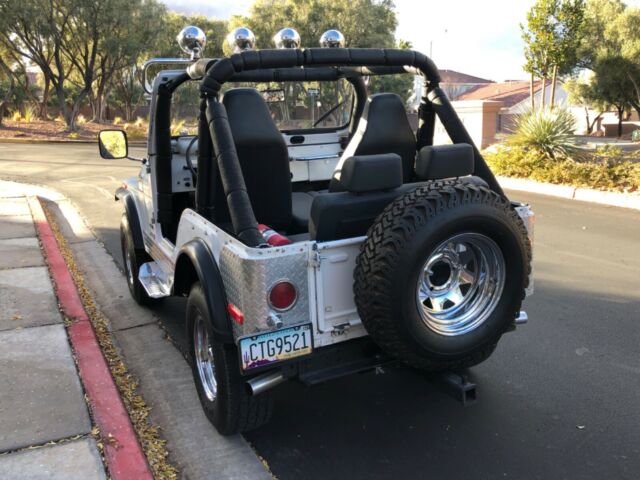 Jeep CJ 1976 image number 41