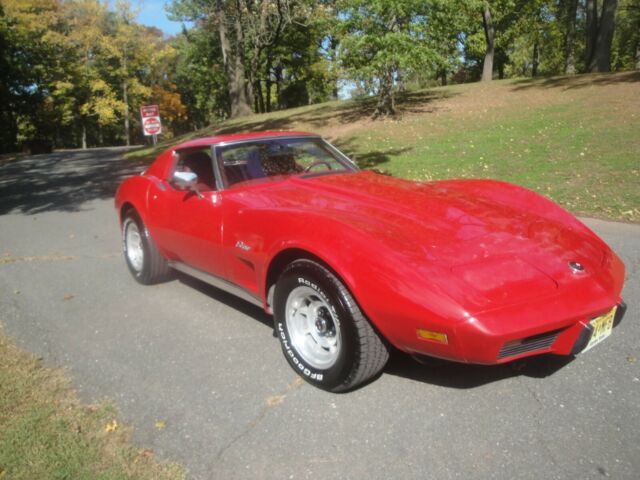 Chevrolet Corvette 1976 image number 0