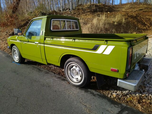 Toyota Hilux 1976 image number 0