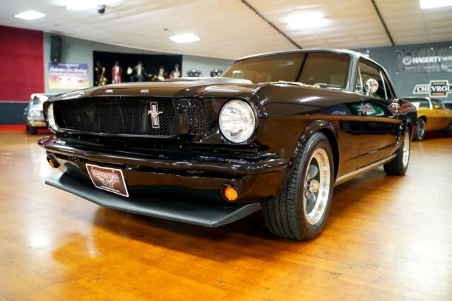 Ford Mustang 1966 image number 20