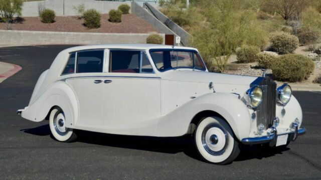 Rolls-Royce Silver Wraith 1951 image number 30