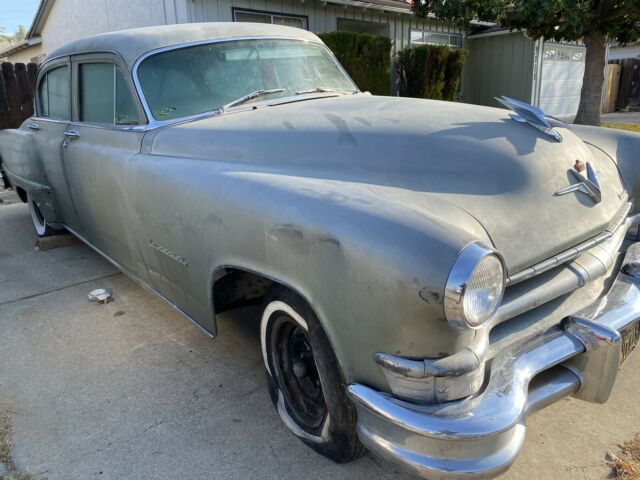 Chrysler Imperial 1953 image number 2