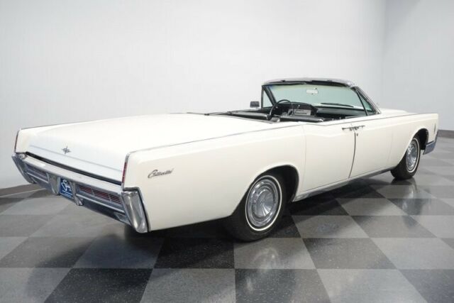 Lincoln Continental 1966 image number 13