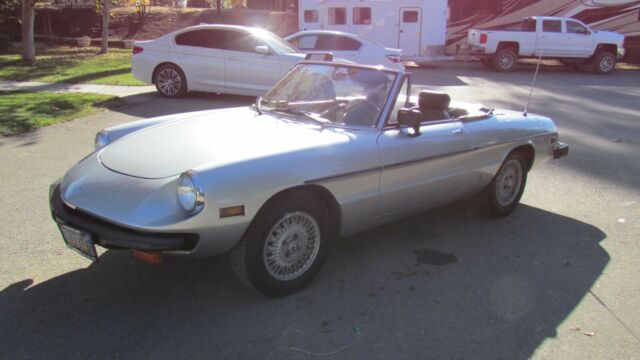 Alfa Romeo Spider 1978 image number 29