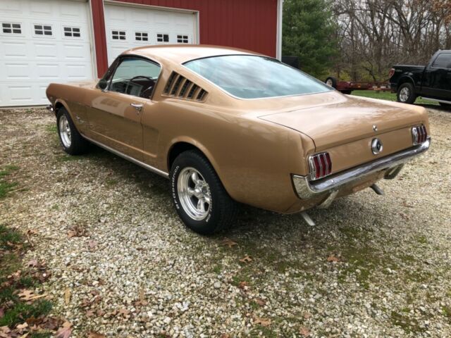 Ford Mustang 1965 image number 4