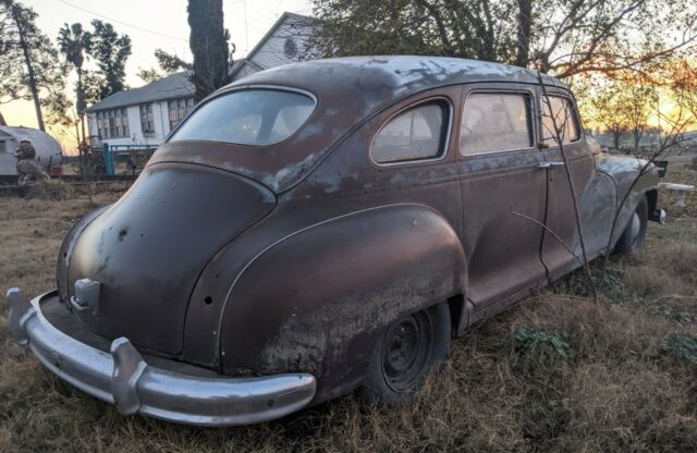 DeSoto 9 Passenger Suburban 1946 image number 10