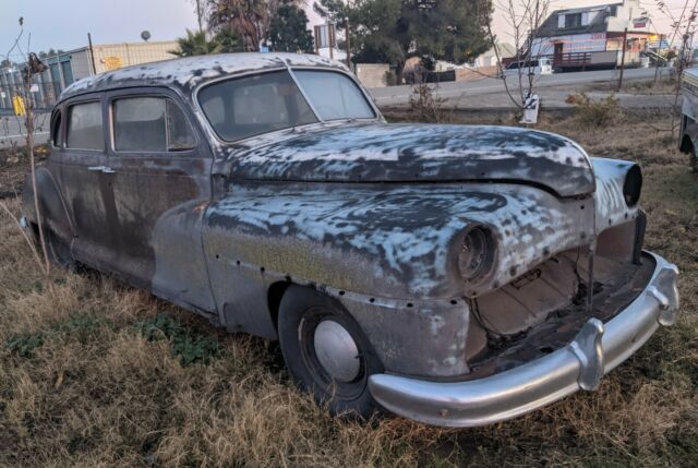 DeSoto 9 Passenger Suburban 1946 image number 13