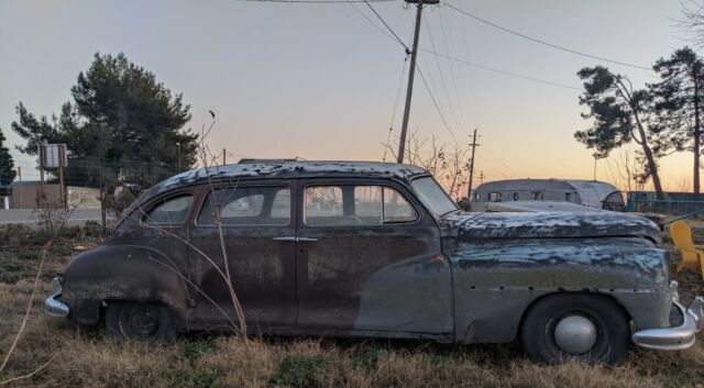 DeSoto 9 Passenger Suburban 1946 image number 5