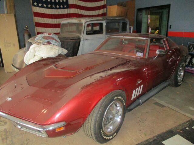 Chevrolet Corvette 1969 image number 18