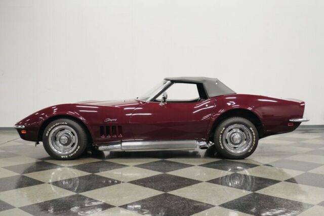 Chevrolet Corvette 1969 image number 2