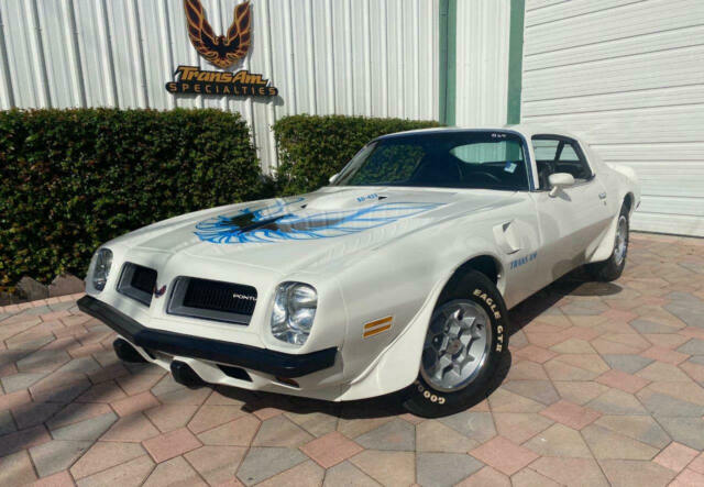 Pontiac Firebird 1974 image number 0