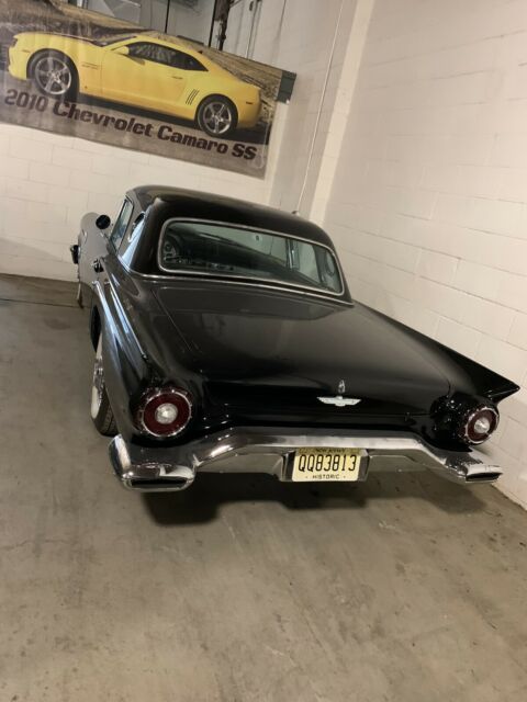 Ford Thunderbird Hardtop 1957 image number 25