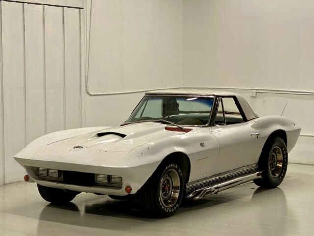 Chevrolet Corvette 1964 image number 11