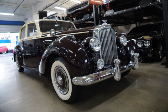 Bentley R-Type 4 1/2 Litre Big Bore LHD Saloon 1953 image number 6