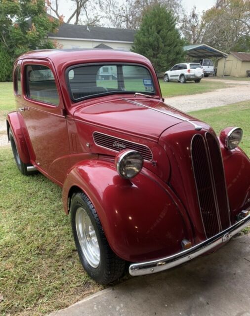 Ford Anglia 1948 image number 0