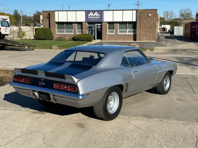 Chevrolet Camaro 1969 image number 29